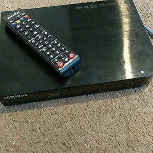 Blue ray DVD player